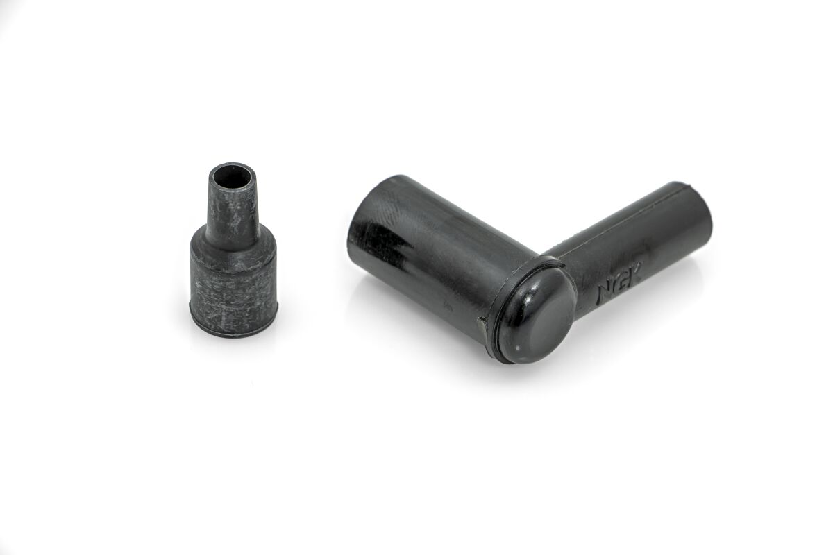 Cap for Spark Plugs — Black